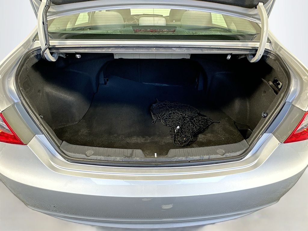 Thumbnail: 2011 Hyundai Sonata - 23