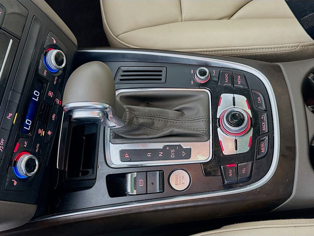 Thumbnail: 2017 Audi Q5 - 17