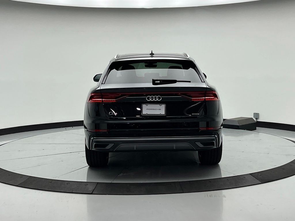 Thumbnail: 2023 Audi Q8 - 8