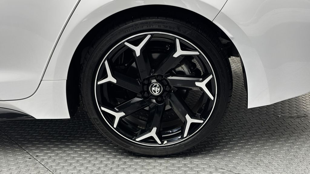 Thumbnail: 2025 Toyota Corolla - 4