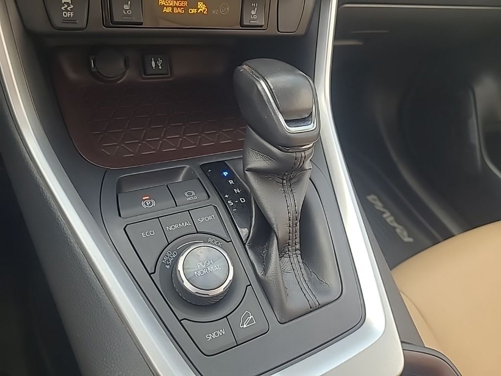 used 2019 Toyota RAV4 car, priced at $27,682