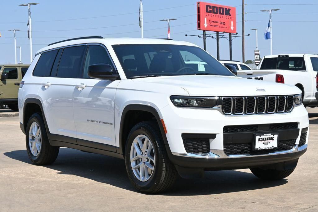 2026 Jeep Grand Cherokee L Laredo - 1