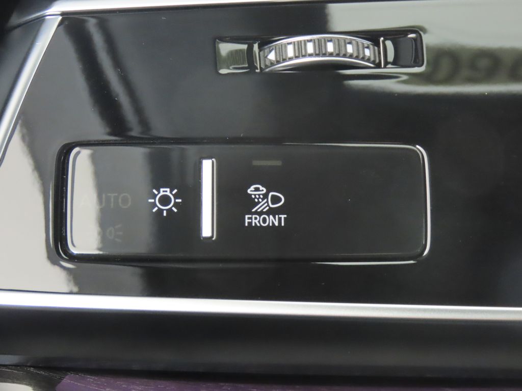 Thumbnail: 2025 Audi Q7 - 18