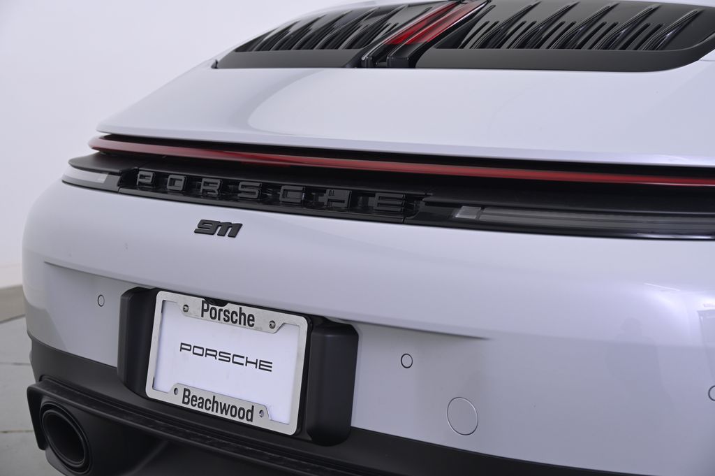 Thumbnail: 2025 Porsche 911 - 20