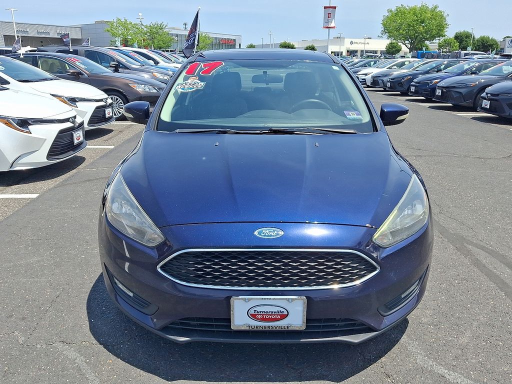 Thumbnail: 2017 Ford Focus - 2