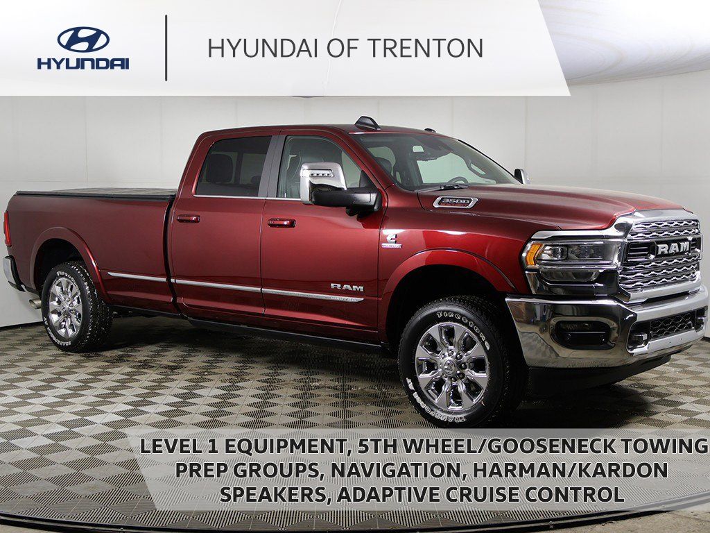 2024 RAM 3500 Limited Crew Cab LB 4WD