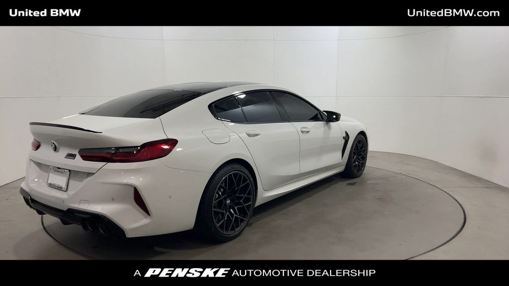 2024 BMW M8 Competition 8