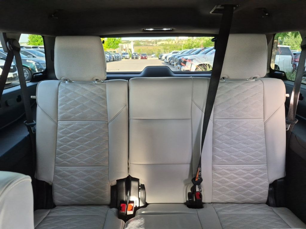 Used Car 2025 Cadillac Escalade Esv  Sport Platinum For Sale Under $120,000 In Austin, Texas