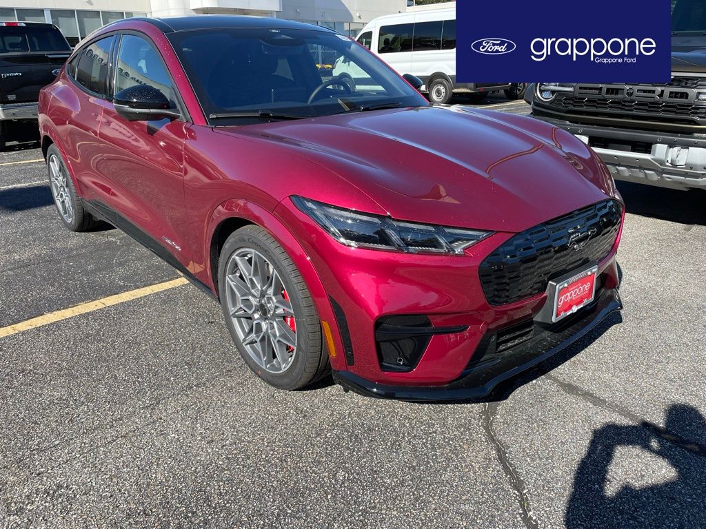 2025 Ford Mustang-Mach-e GT's photo
