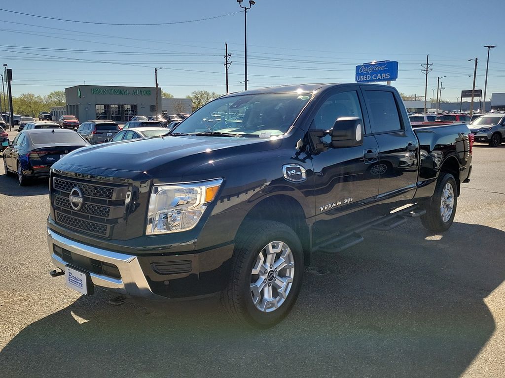 2024 Nissan Titan XD SV - 4