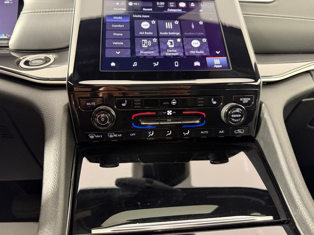 2023 Jeep Grand Cherokee L Altitude 15