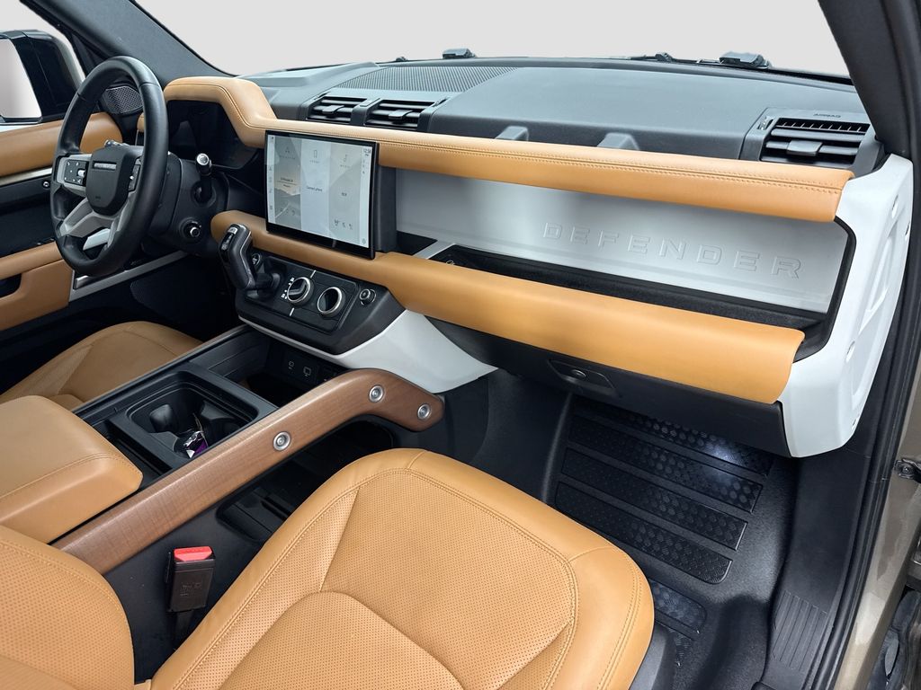 Thumbnail: 2024 Land Rover Defender - 16