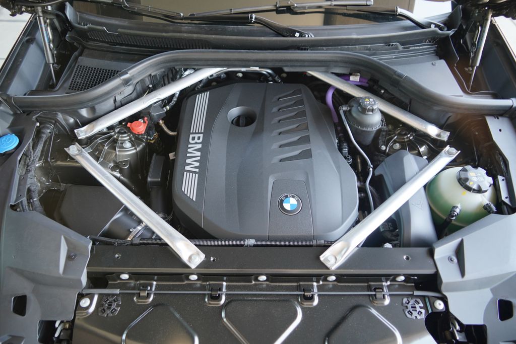 Thumbnail: 2026 BMW X5 - 20