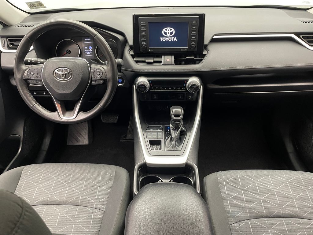 Thumbnail: 2021 Toyota RAV4 - 19