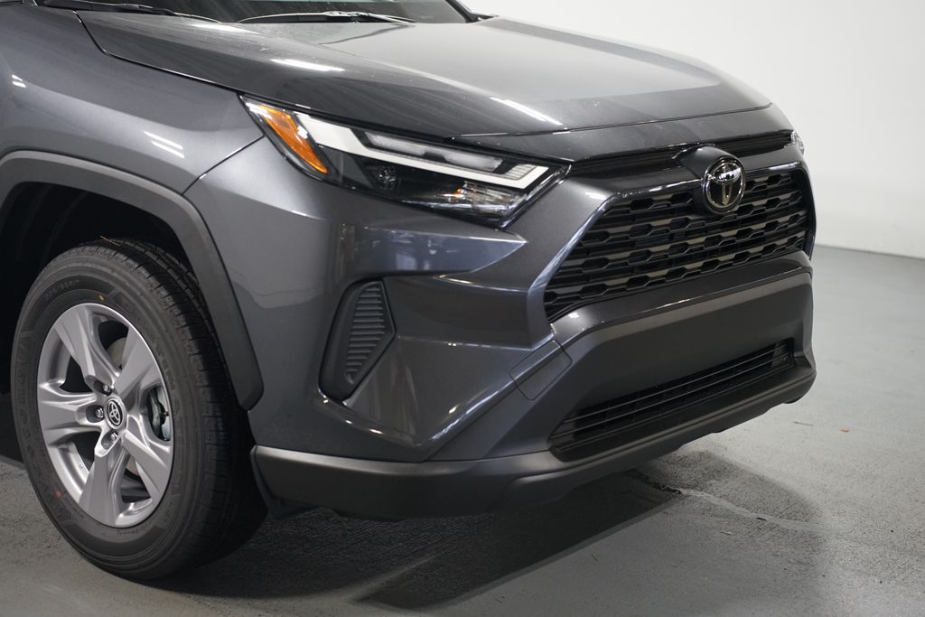 Thumbnail: 2025 Toyota RAV4 - 4