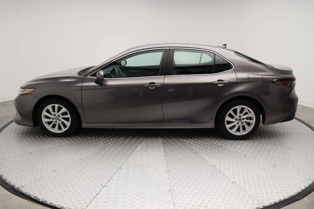 Thumbnail: 2023 Toyota Camry - 12