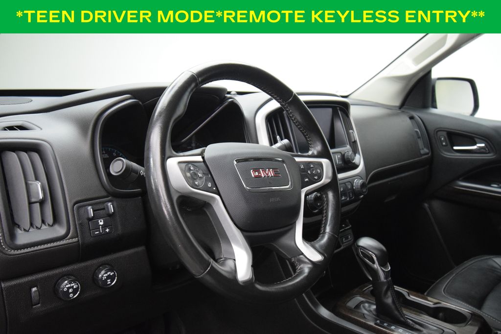 used 2022 GMC Canyon car, priced at $27,095