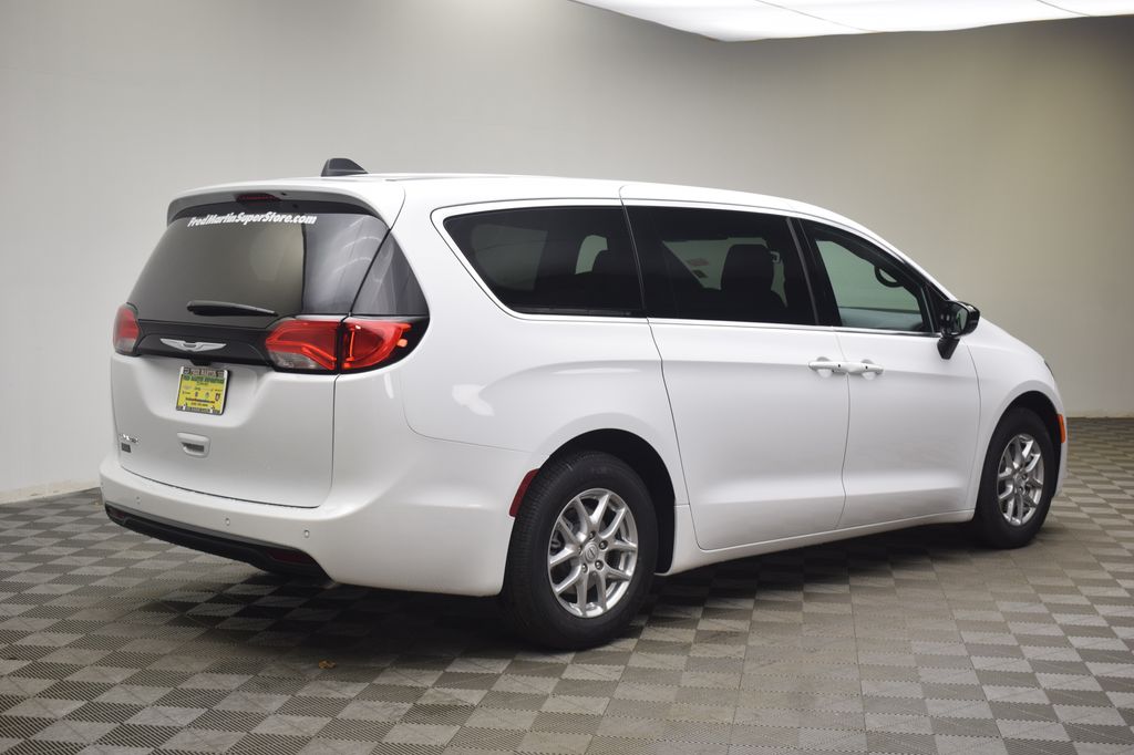 new 2026 Chrysler Voyager car, priced at $40,206