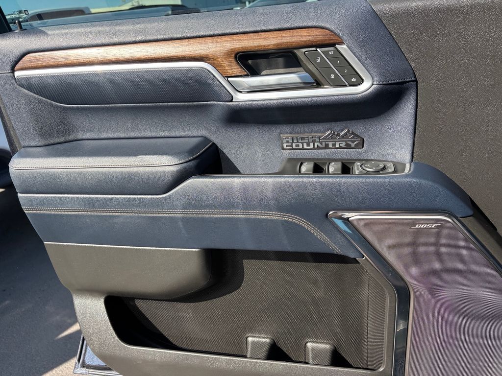 Used Car 2022 Chevrolet Silverado 1500  High Country For Sale Under $50,000 In Austin, Texas