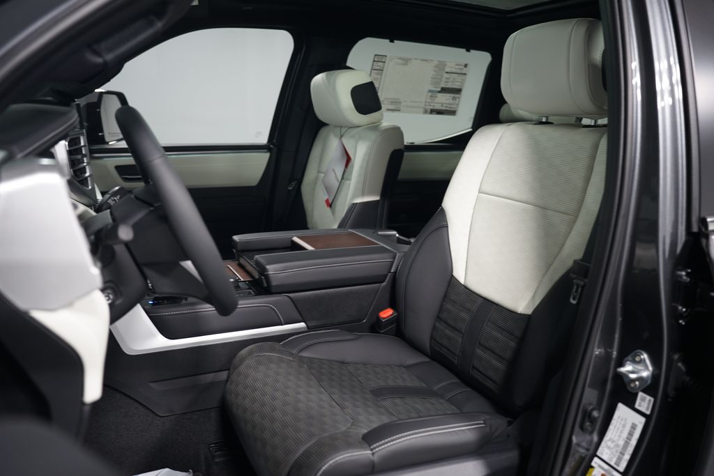 2025 Toyota Tundra Capstone 30