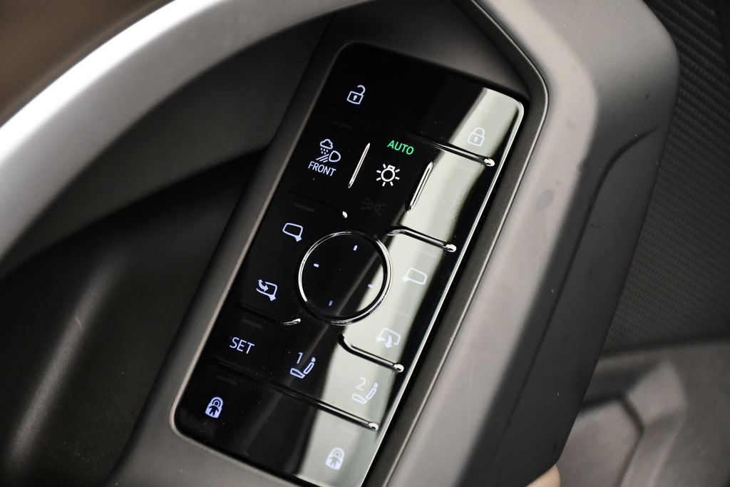 Thumbnail: 2025 Audi Q5 - 32