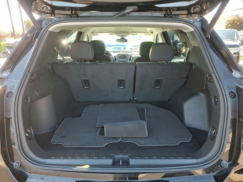 Thumbnail: 2023 Chevrolet Equinox - 29