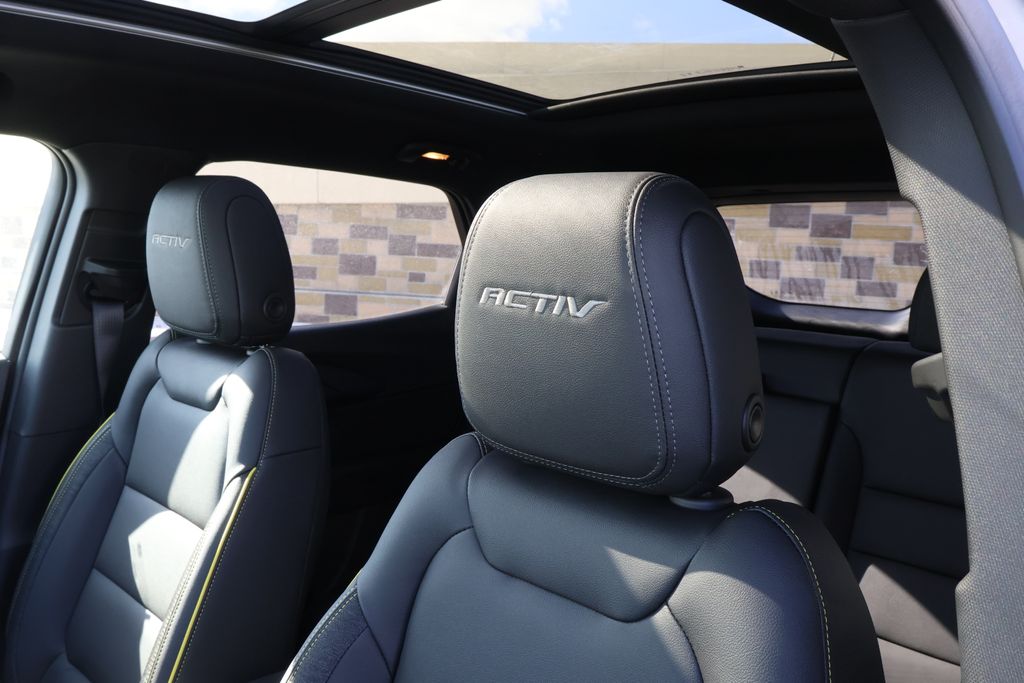 Thumbnail: 2026 Chevrolet TrailBlazer - 15