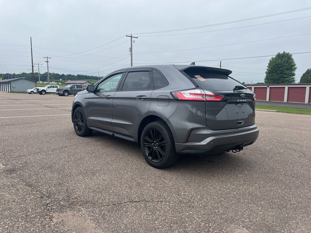 2022 Ford Edge