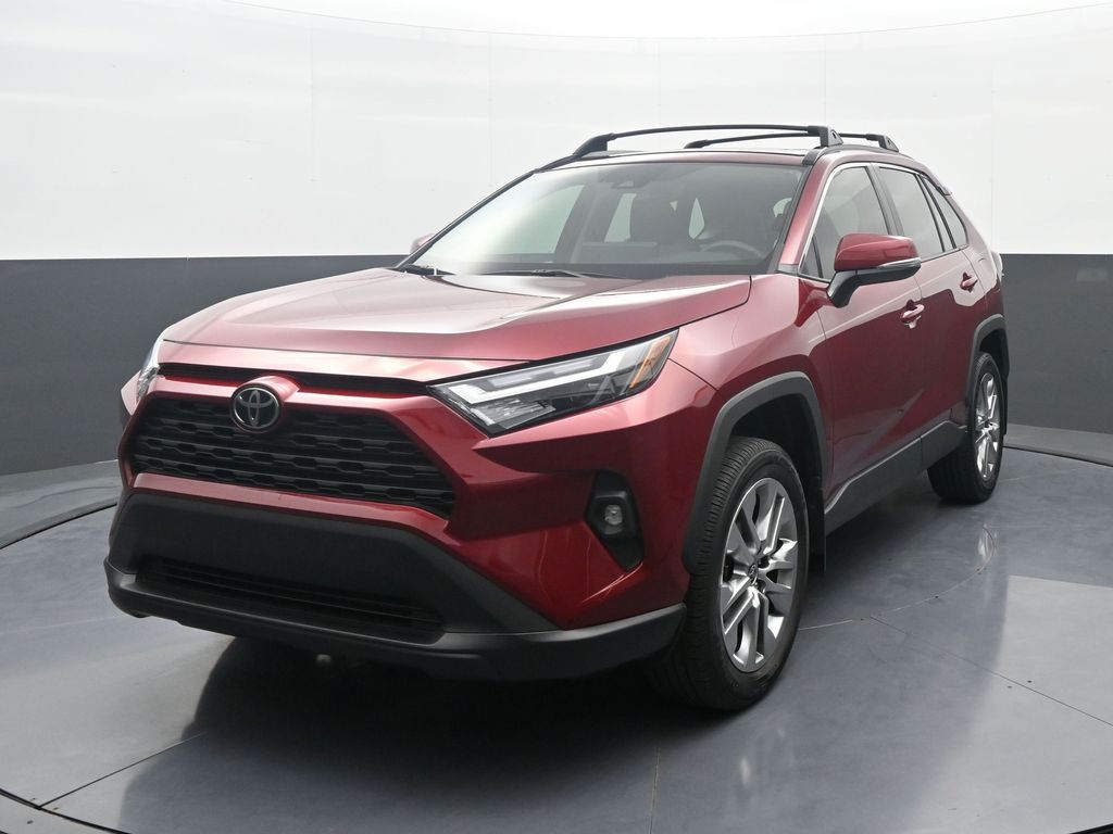 2024 Toyota RAV4 XLE Premium FWD