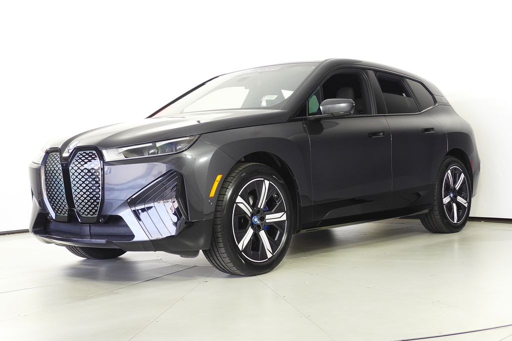 Thumbnail: 2023 BMW iX - 2