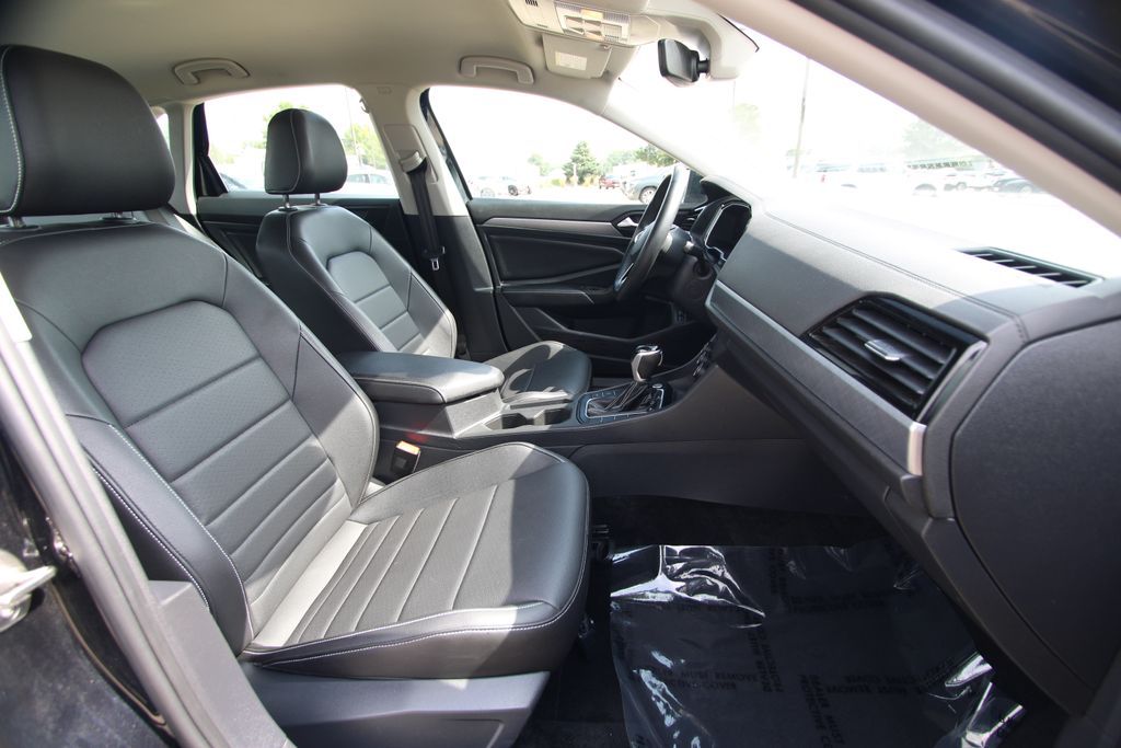 Used 2024 Volkswagen Jetta Sedan