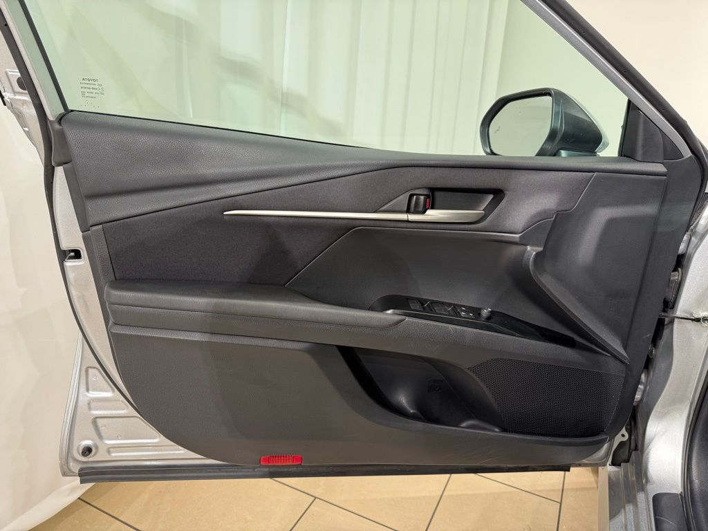 Thumbnail: 2025 Toyota Camry - 14