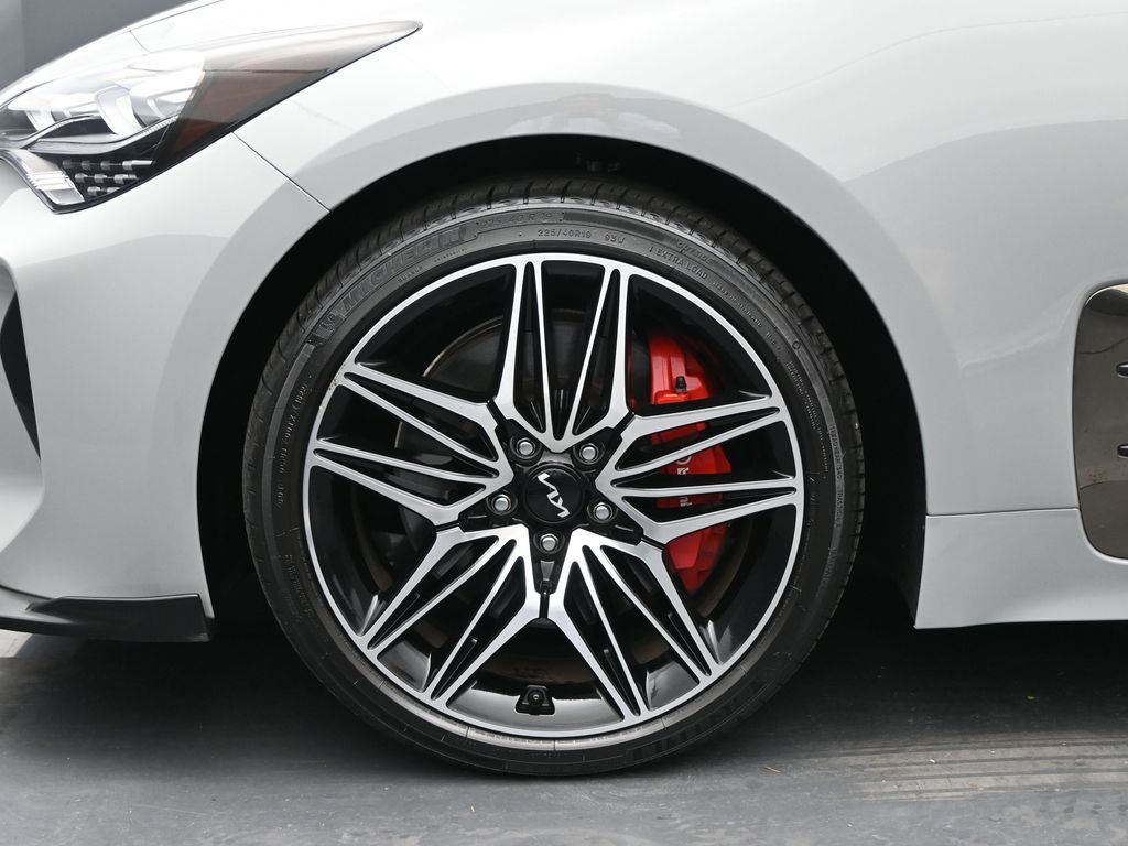 2023 Kia Stinger GT2