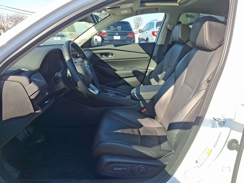 Thumbnail: 2025 Honda Accord - 15