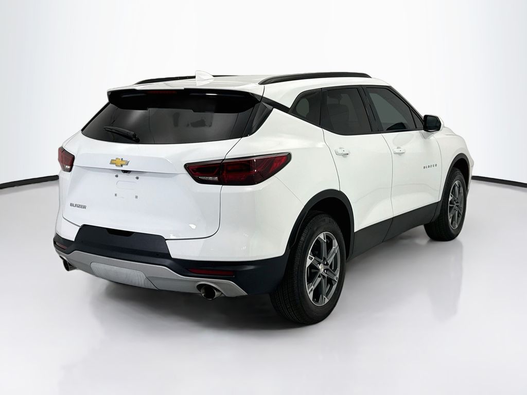 Thumbnail: 2024 Chevrolet Blazer - 5