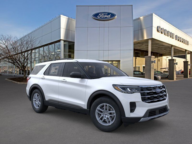 New 2026 Star White Metallic Tri-Coat Ford Active image 7