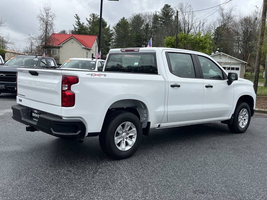 2025 Chevrolet Silverado 1500 WT photo