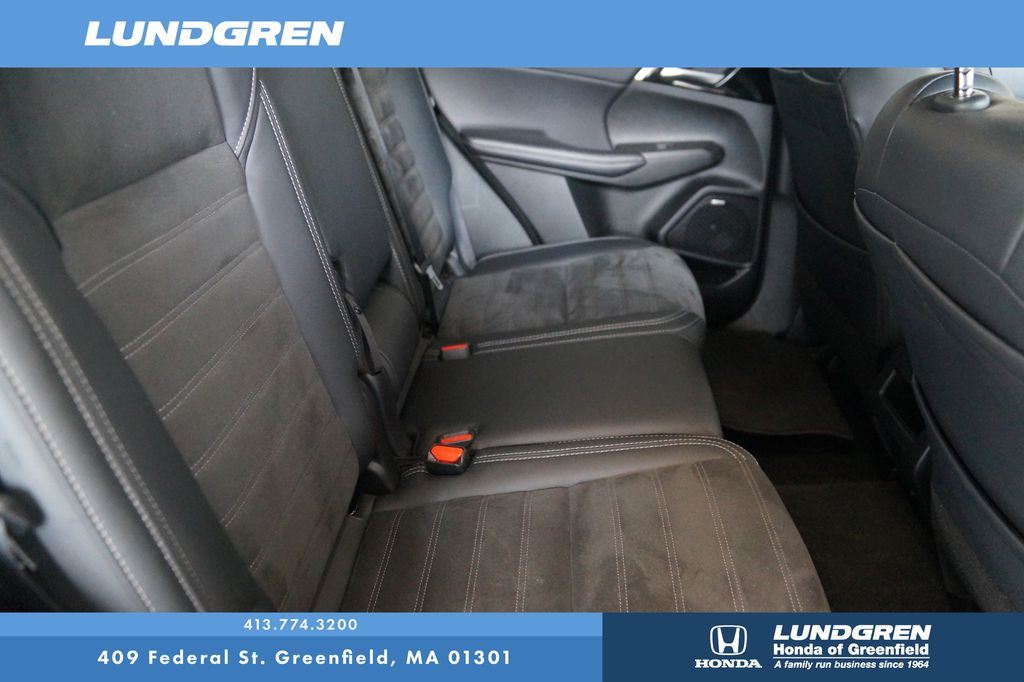 Used 2025 Mitsubishi Outlander SUV