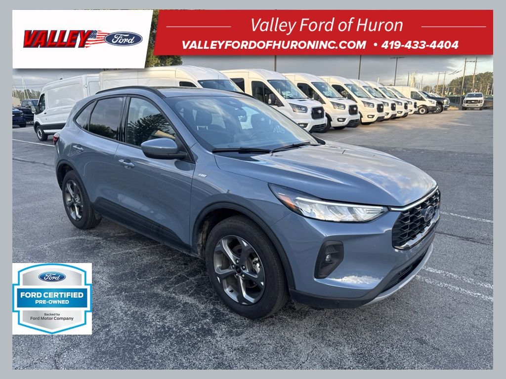 2025 Ford Escape Hybrid ST-Line Select AWD   