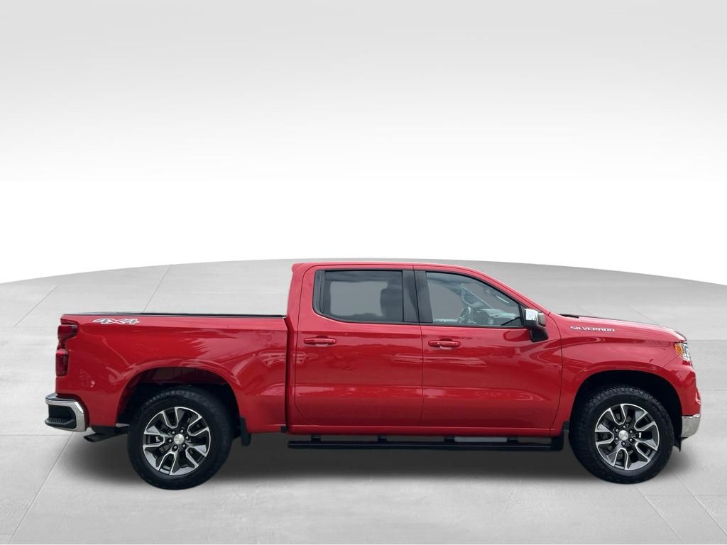 Used 2024 Red Chevrolet LT image 7