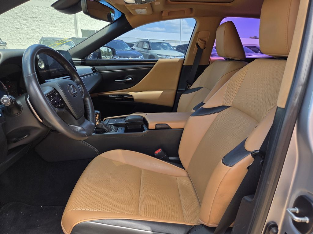 Used 2022 Lexus ES Sedan