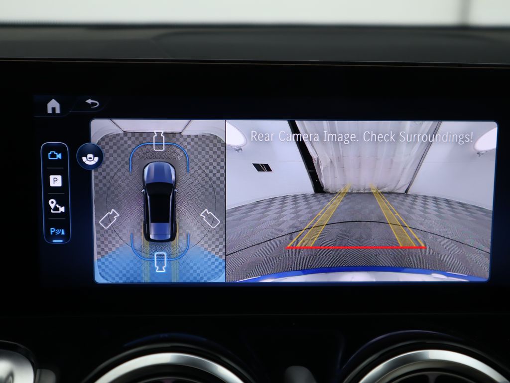 Thumbnail: 2026 Mercedes-Benz GLB - 17