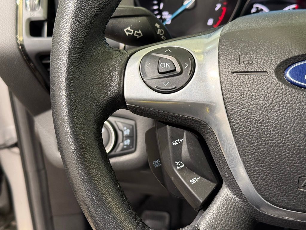 Thumbnail: 2015 Ford Escape - 25