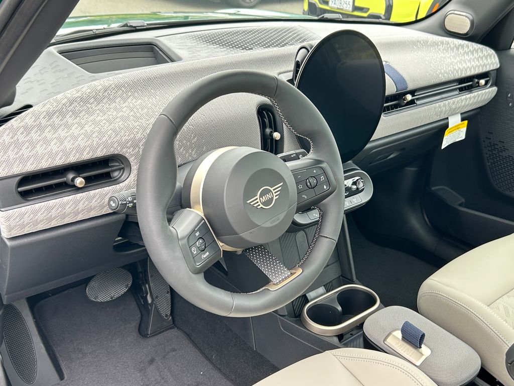 2025 MINI Cooper Hardtop S 13