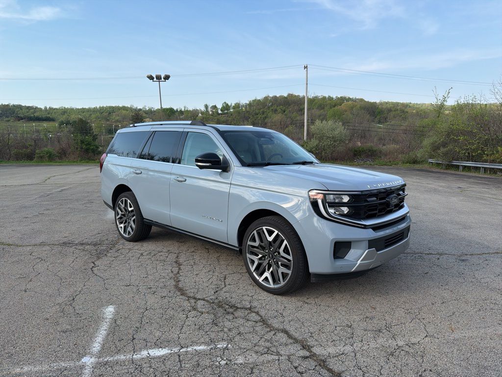 Gray Metallic 2025 Ford Expedition Platinum 4WD SUV / Crossover Four-Wheel Drive Automatic