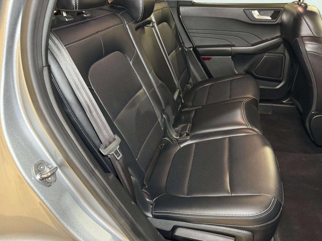 Used 2021 Iconic Silver Metallic Ford Titanium image 25