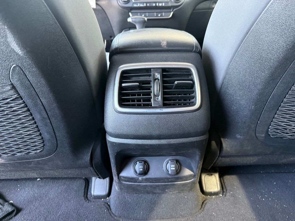 Thumbnail: 2019 Kia Sorento - 24
