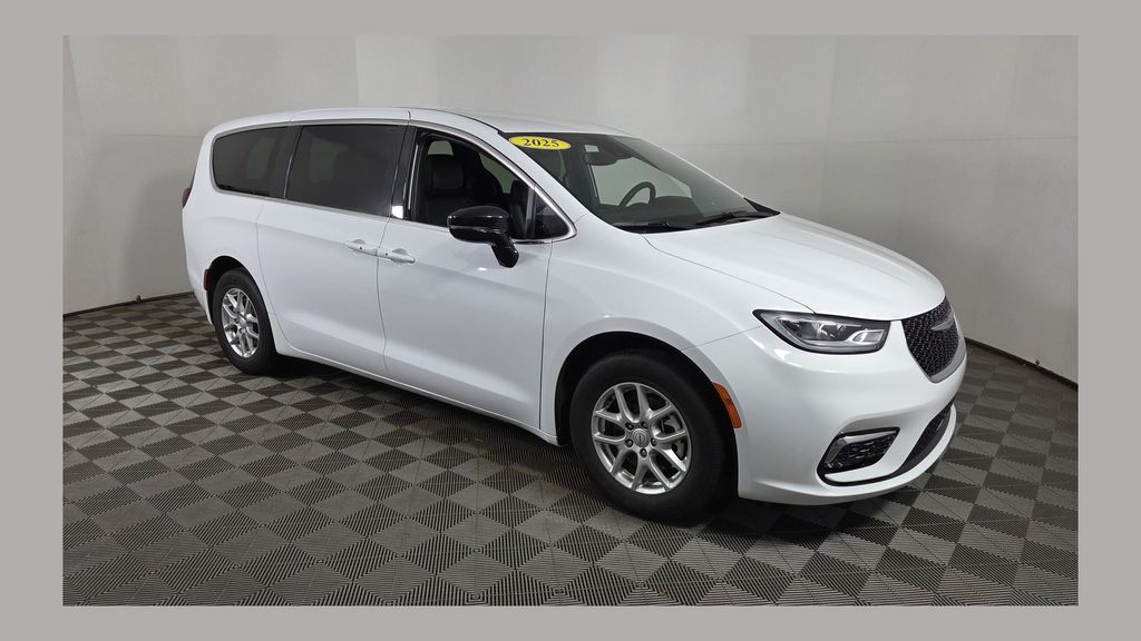 Bright White Clearcoat 2025 Chrysler Pacifica Select FWD Minivan Front-Wheel Drive 9-Speed Automatic