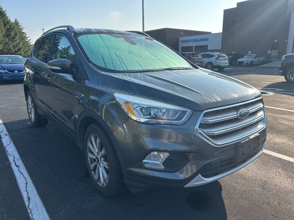 Thumbnail: 2017 Ford Escape - 4