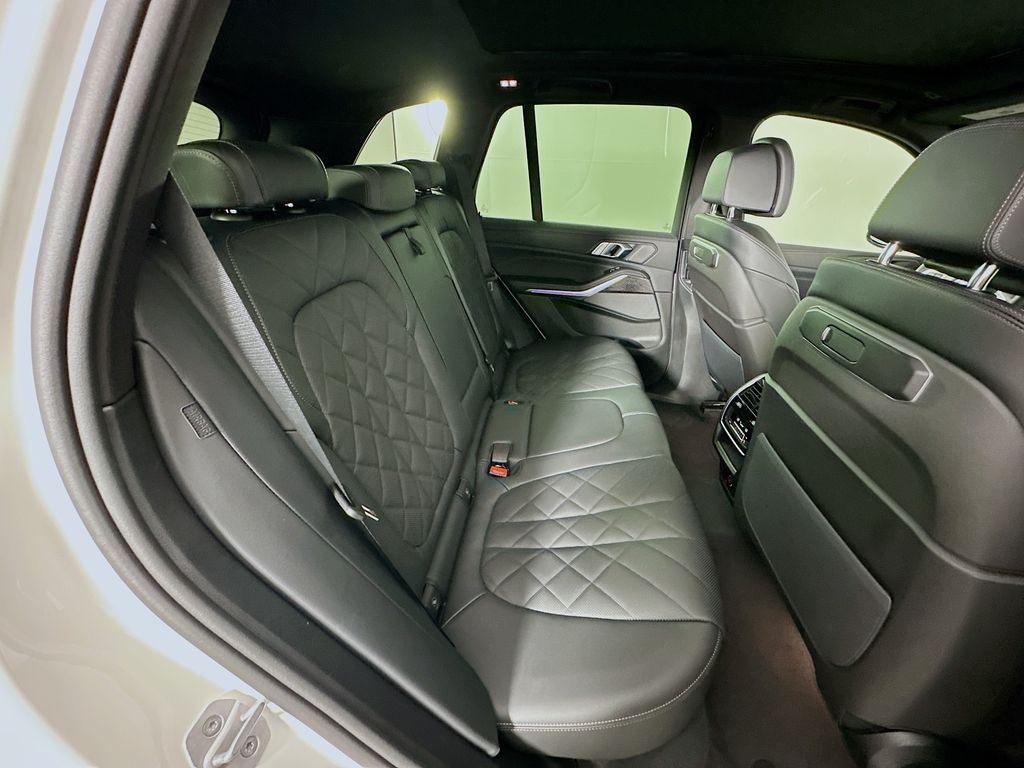 Thumbnail: 2025 BMW X5 - 27